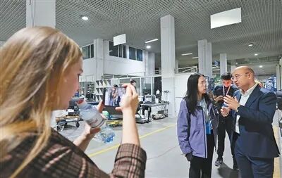 微信图片_2025-11-28_114909_635.jpg 微信图片_2025-11-28_114909_635.jpg